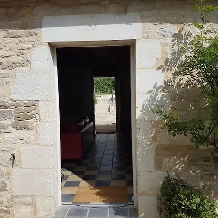 Les Granges De Fernande Avec Piscine بيت للعطل *